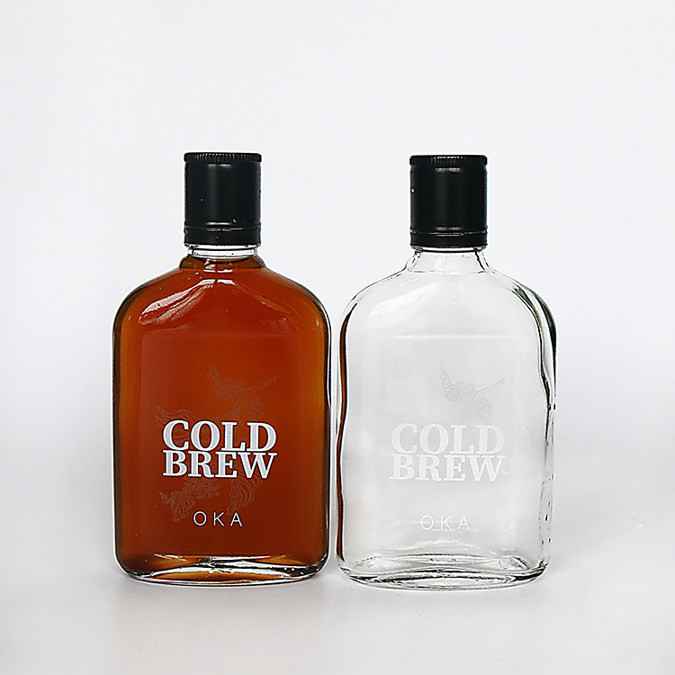 Wholesale 200ml Flat Flask Wine Glass Bottle For Cold Brew Coffee Clear Beverage Juice Glass With Aluminum Lid